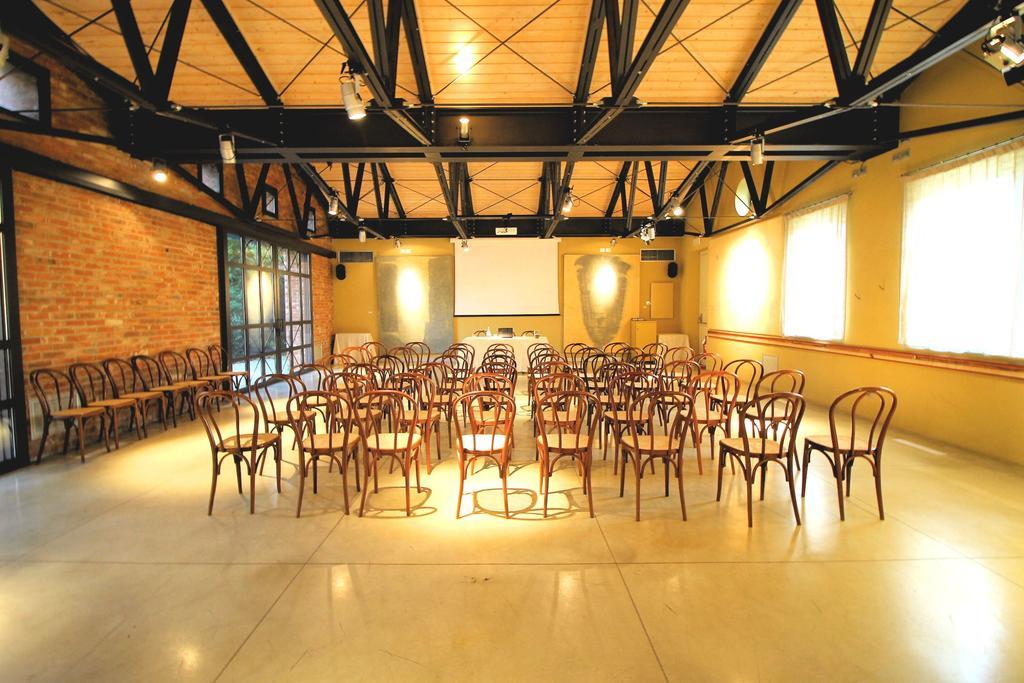 La Fermata Resort Alessandria Exterior photo