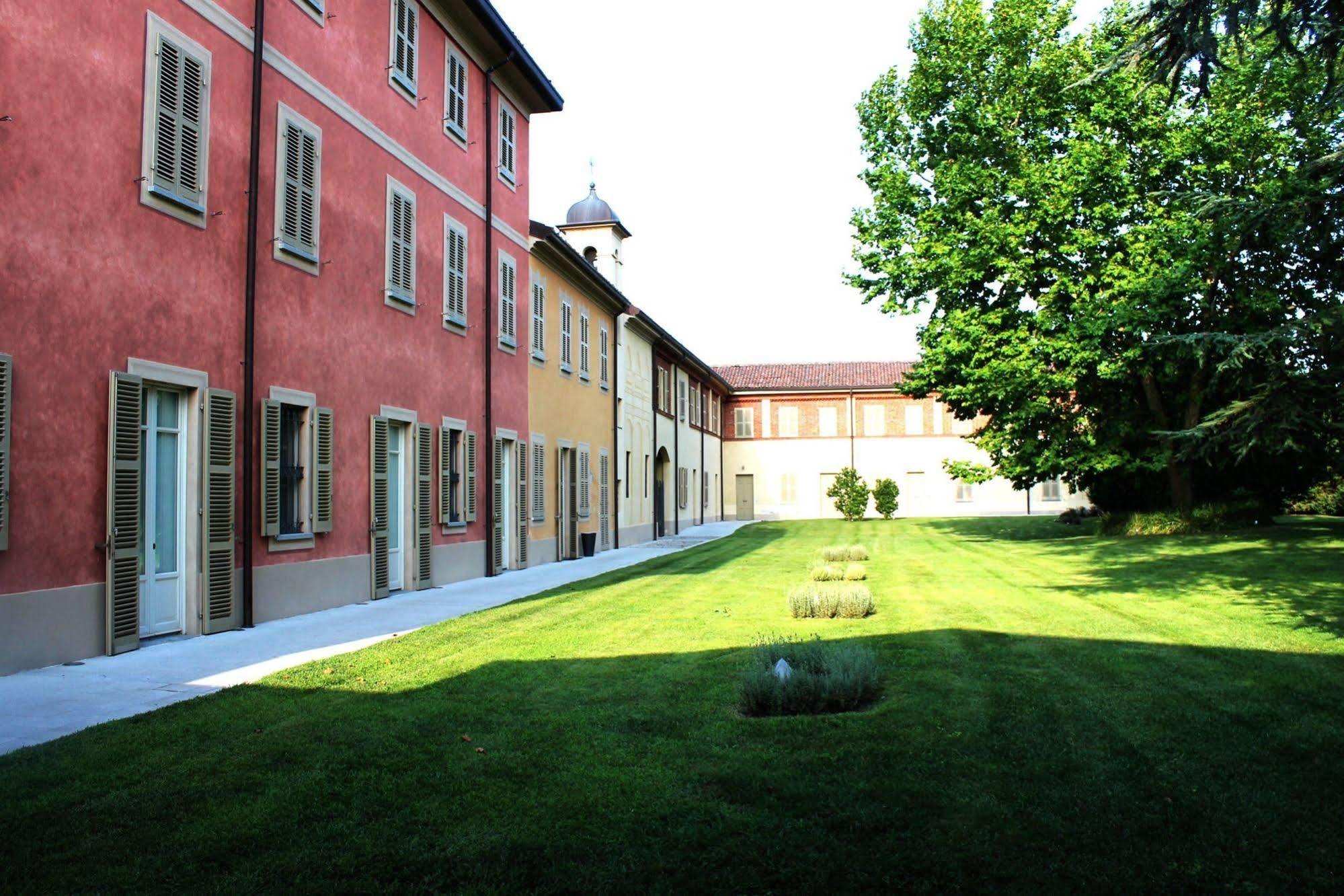 La Fermata Resort Alessandria Exterior photo